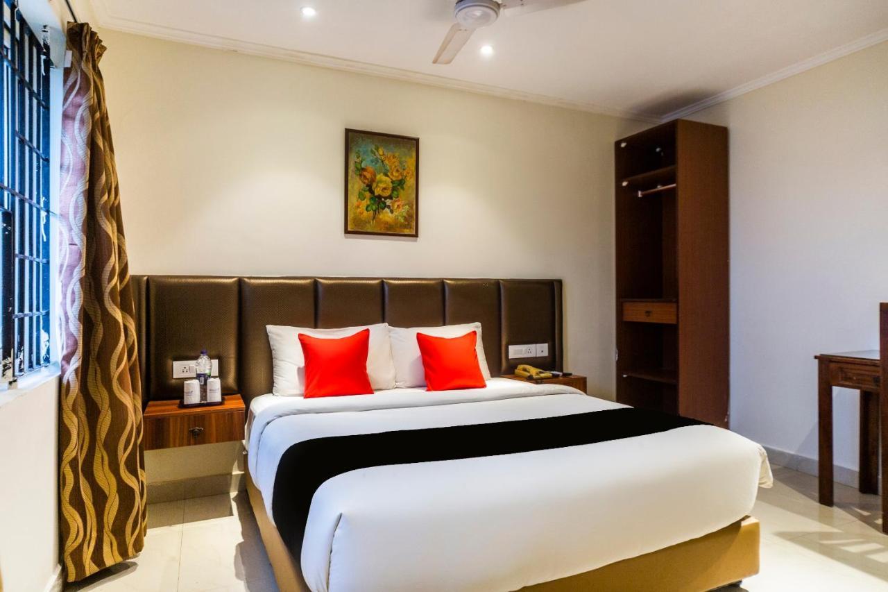 Capital O 66763 Blossoms Serviced Apartments Chennai Exterior photo
