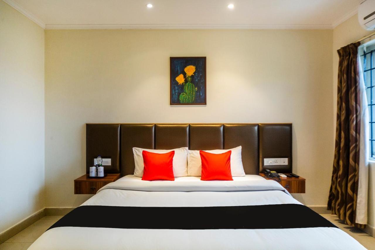 Capital O 66763 Blossoms Serviced Apartments Chennai Exterior photo