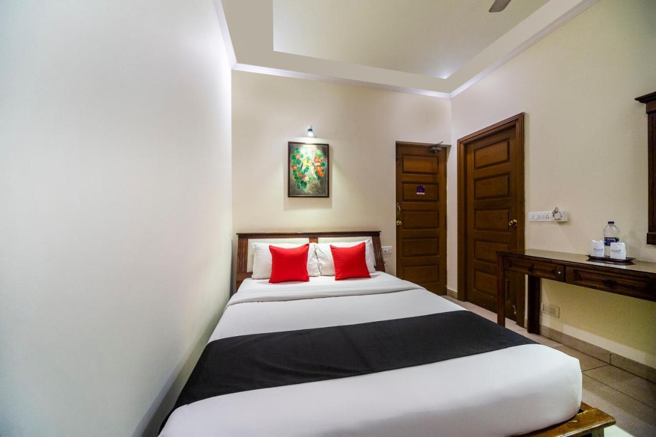 Capital O 66763 Blossoms Serviced Apartments Chennai Exterior photo
