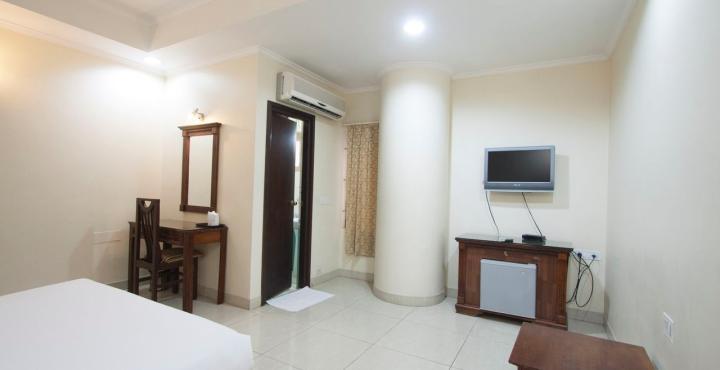 Capital O 66763 Blossoms Serviced Apartments Chennai Exterior photo